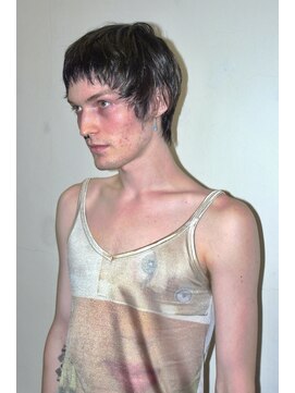 ココ 原宿(KOKO) ニュアンスパーマレイヤーカット波巻きツイストスパイラルパーマ