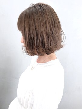 アイティー バイ アルバム 中野店(IT by ALBUM) ベージュボブ_ローライトスリークボブ厚めバング_ba273183