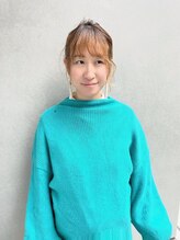 《優しく丁寧な接客と表参道で実績を積んだ感性》トップスタイリスト「滝戸　晴美」