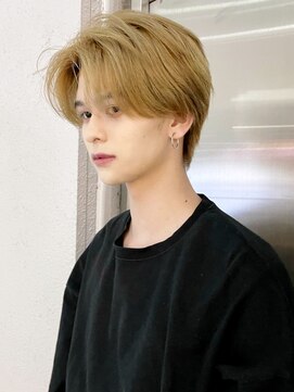 アイティーバイアルバム 藤沢店(IT by ALBUM) ワンホンブロンド_束感ショートツーブロックマッシュ_29110