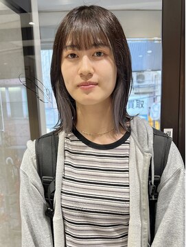 ラミエバイメルト 下北沢(lamie by melt) 村上/インナーカラーシルバーグレー顔まわりレイヤーグレージュ