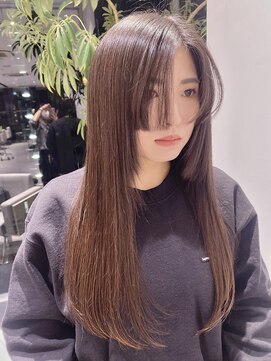 ステア ケース(stair case) 大人艶髪トリートメントストレートロング前髪姫カット