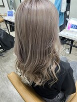 プライズ アイリス 池袋東口店(prize Iris)&nbsp;ブリーチダブルカラーグレージュ池袋