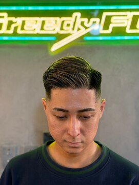 グリーディーフォックス 代々木(Greedy FOX) 波巻き/ハイライト/マッシュパーマ/ウルフ[シェービング]