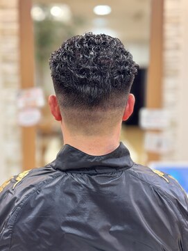 エルパティオ(EL PATIO) くるくるパーマ