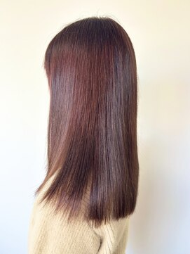 青みピンクで抜け感