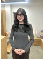 バド(bado)&nbsp;オリーブグレージュ/透明感カラー／レイヤーカット/本町