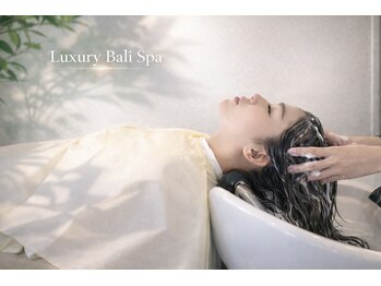 ディンプル 越谷駅前(DiMPlE)の写真/バリ島でディプロマを取得、本格的なバリスパをご提供＊フルフラットのシャンプーベッドで至福の時間を。