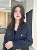 顔周りレイヤーカットくびれヘアミルクティーベージュカラー韓国