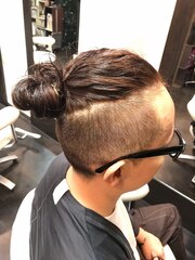 #マンバンヘアー #manbun #メンズロング #hommehair2nd櫻井