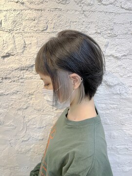 ラム(L'am) ホワイトイヤリングカラー