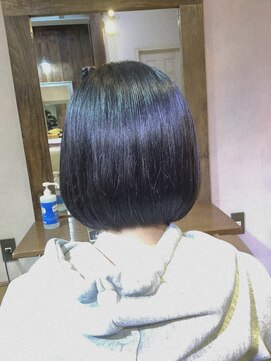 美容室 フィックス ボブ　　&    イングラ