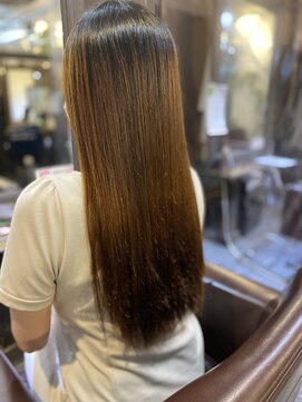 ダッチェス(DUCHESS) 艶々ストレート