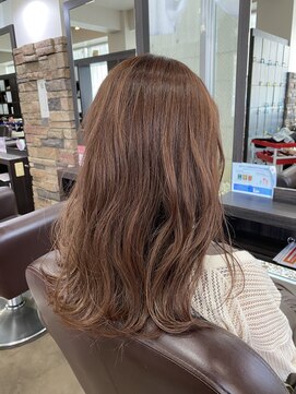 ヘアメイクアバンセ(HAIR MAKE AVANCE) ローレイヤー×ベージュ