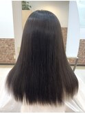 セミロング/ローレイヤー/縮毛矯正/黒髪/前髪あり