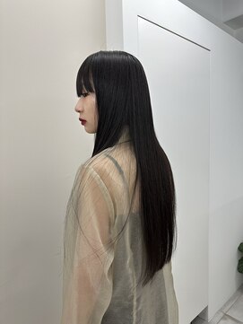 オットット(OttottO) 黒髪ロングヘア