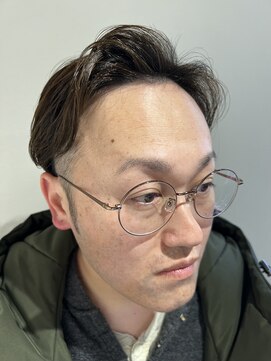 メンズヘアーサロン ヴォヤージュ ヘアー アンド フェイス(Voyage) ニュアンスパーマ　サイドパートツーブロスタイル