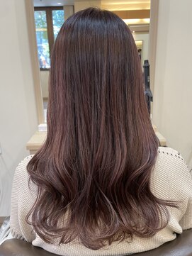 アルターリール(aL ter Rire) 黒髪/クラゲヘアー/オリーブグレー/小顔/ココアベージュ/澤瑞絵