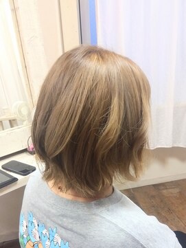 ユノン バイ アグ(u-know by Agu) 柔らかブロンド