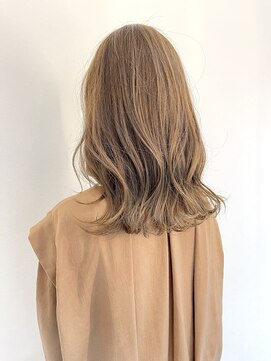 ミチオノザワヘアサロンギンザ 静岡店(Michio Nozawa HAIR SALON Ginza) 王道ミディアムゆるふわヘア/アッシュベージュ/ゆるふわウェーブ