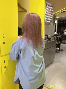 エイトヘアー(8 HAIR) ホワイトピンク♪