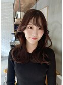 韓国風くびれ巻き面長前髪ありレイヤーカットピンクブラウン