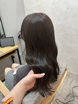 エクラート リュミ 千葉駅前店(ECLART Lumi) ブリーチ無し透明感ブラウン