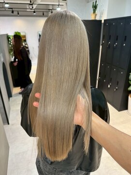 メリー オオサカ(Merly Osaka) milk tea ash