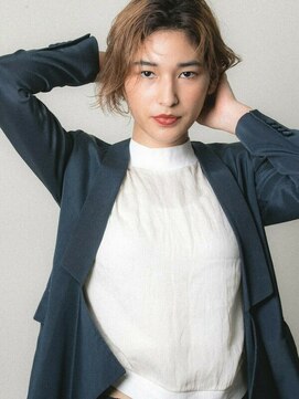 エミュ 表参道 青山(emu) 【emu井上信洋】ルーツシャドウでおしゃれショート【エミュ】