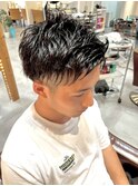 センターパートソフトツイストパーマメッシュマッシュウルフ