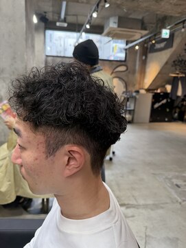 カーニー 上野(kearny) メンズショート×ツイストパーマ/スパイキーパーマ/スパイラル