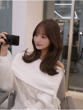 ラル 立川(lar) くびれミナ_大人ガーリーダークアッシュ似合わせカット