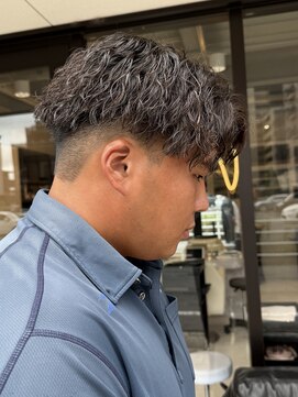 髪屋 紬 メンズ/メンズパーマ/メンズカット/ツイストスパイラルパーマ