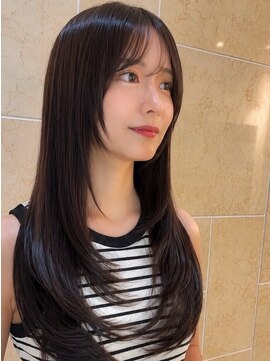 ケアシンサイバシ(CARE shinsaibashi) まとまりの良いロングレイヤー