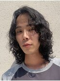 渋谷ツイストスパイラルパーマメンズカットメンズミディアムボブ