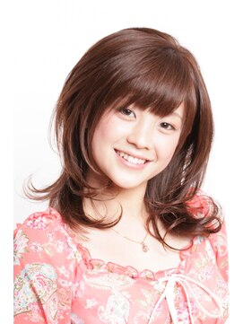 ヘアーアンドメイク シーク 八王子(HAIR&MAKE SeeK) Cカールの重なりでつくるミディアムレイヤー