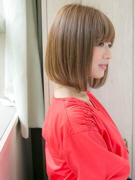 ルティア(Lutia) ナチュラルブラウン 自然な仕上がり ひし形★★