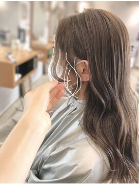 ラブクロムトーキョー オモテサンドウ(LOVECHROME OMOTESANDO) ショコラベージュメルティカラー☆あざと後れ毛カット