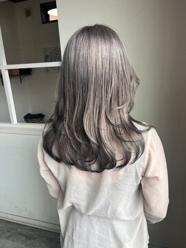 ドライブ(drive) 裾カラー グレージュ フルブリーチ レイヤーカット