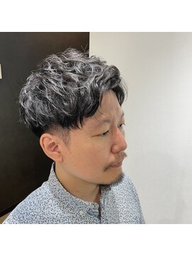 ノア(NOA) 夏さわやかツーブロックパーマスタイル