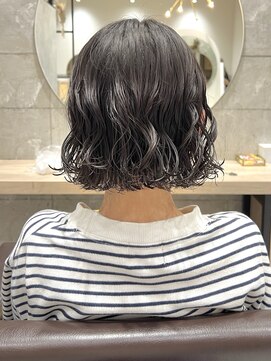 トマト(TOMTO) 【RENA】コテ巻き風パーマ