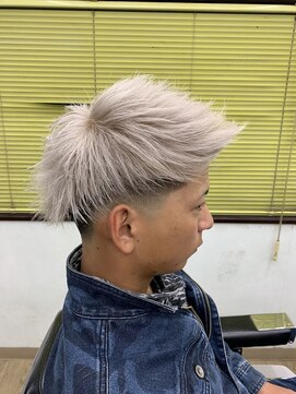 ビルド(Build) ツーブロアップバング