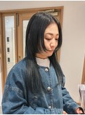 顔周りレイヤーカットロングネイビーグレージュ20代30代