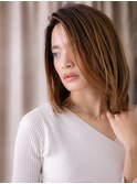 切りっぱなし艶感ストレート美髪かきあげボブディY越谷20代30代