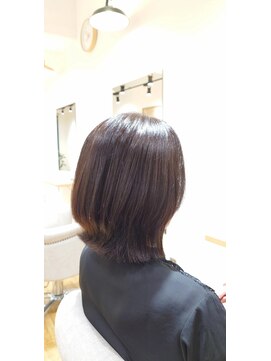 ジーナ(ZINA) 外ハネくびれスタイル