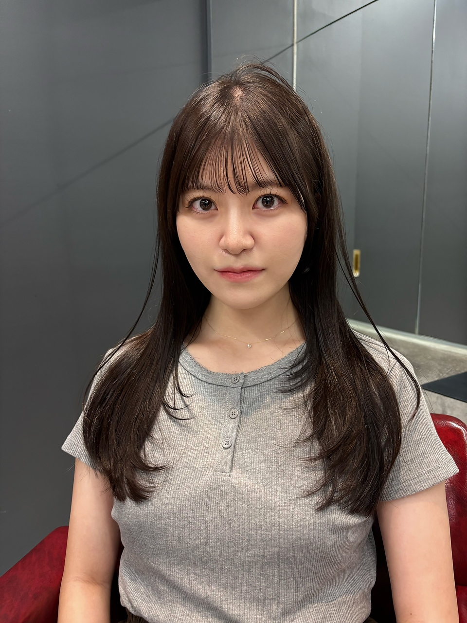 レイヤーカット 顔まわりカット 前髪カット 透明感カラー