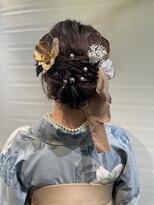 ヘアーアンドメイク ビス(HAIR&MAKE bis) 卒業式アレンジ【西尾瑠華】