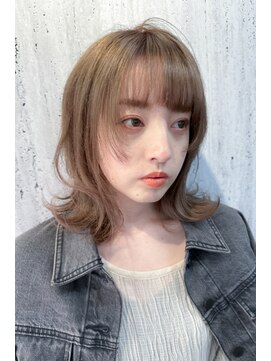 肌もワントーンアップ！大人気透け感ベージュカラー★