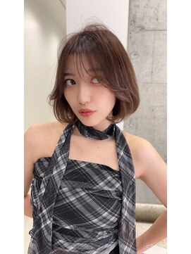 ロンドルピナス 小倉(Lond Lupinus) ミディアムレイヤーカット/似合わせカット/大人ガーリー/20代