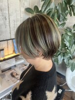 ロイズ ヘアデザイン アンド スパ(LOES)&nbsp;似合わせカット×クールショート×ダークアッシュ×ハイライト